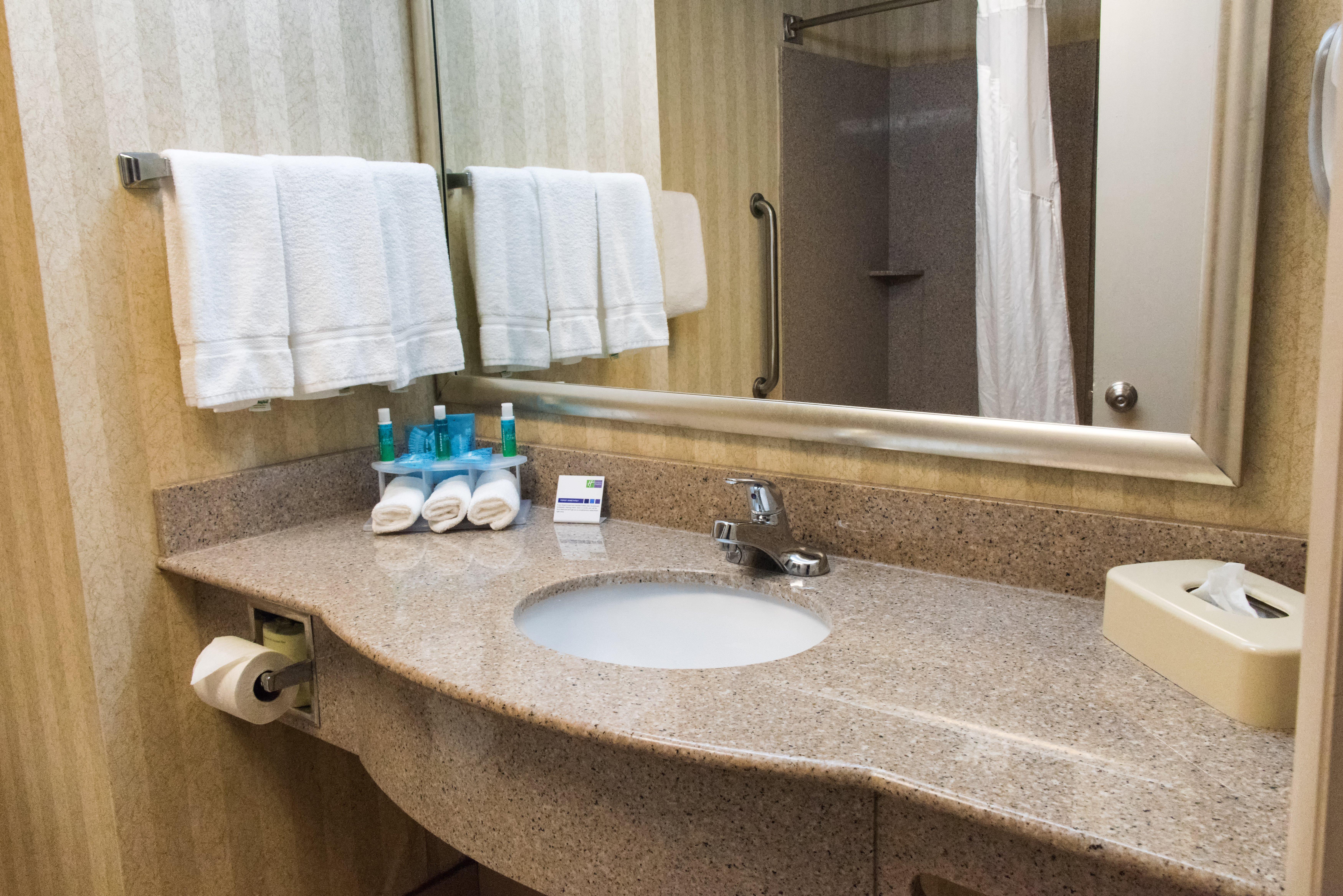 Express & By Ihg Hotel 2*